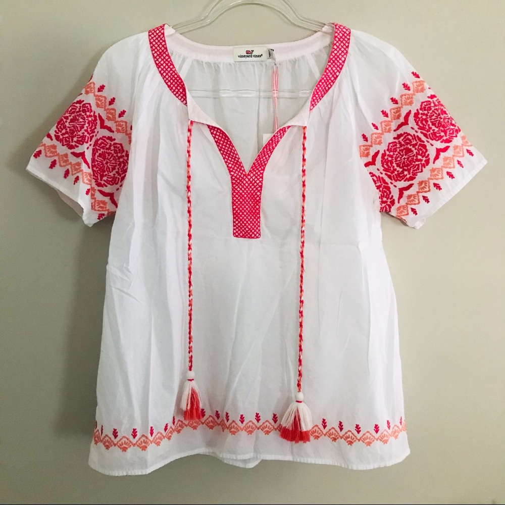 VINEYARD VINES | 19” P2P | Embroidery Tassels!
